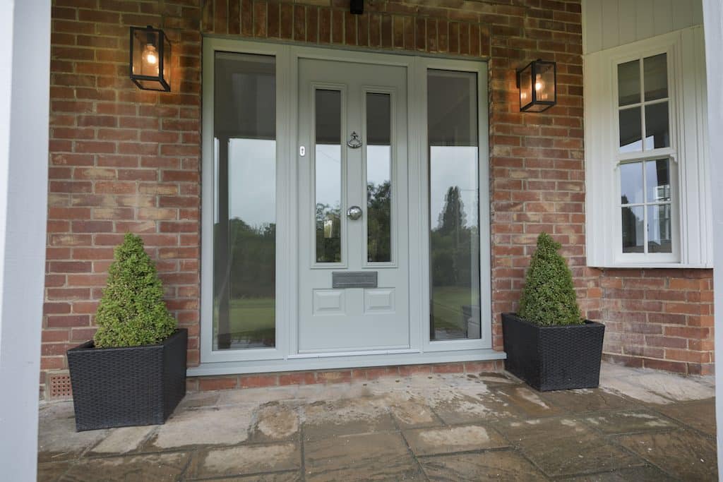 what to look for when buying a composite door